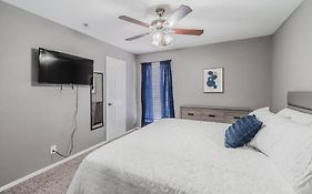 Cozy 2 Bedroom Apt 9Ml From Downtown Ft Worth